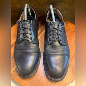 Dockers dress shoes.  Inv 5227b